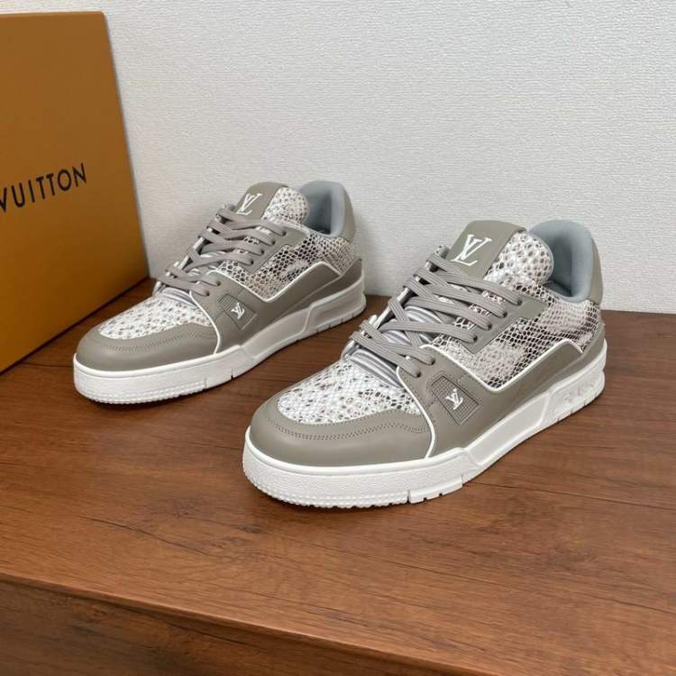 Picture of Louis Vuitton Shoes _SKULVsz38-45hnh043415593